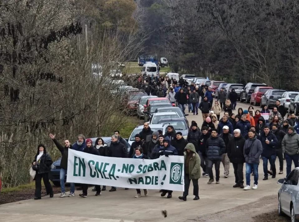 Gerentes de CNEA reclaman reincorporación de despedidos