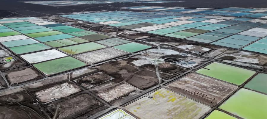 Canadá frena venta de activos de Lithium Chile