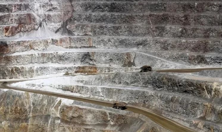 IPI Minero sube 9,2% en mayo por petróleo y litio