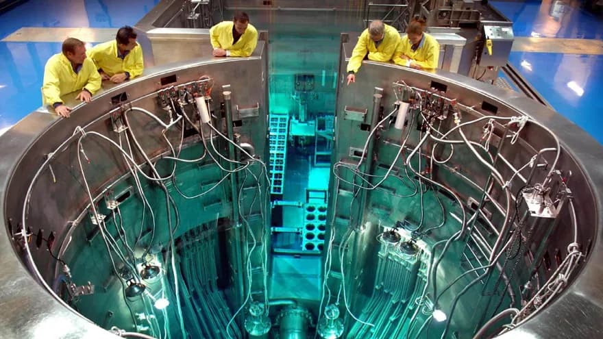 Privatización parcial de centrales nucleares: hasta 44% al capital privado