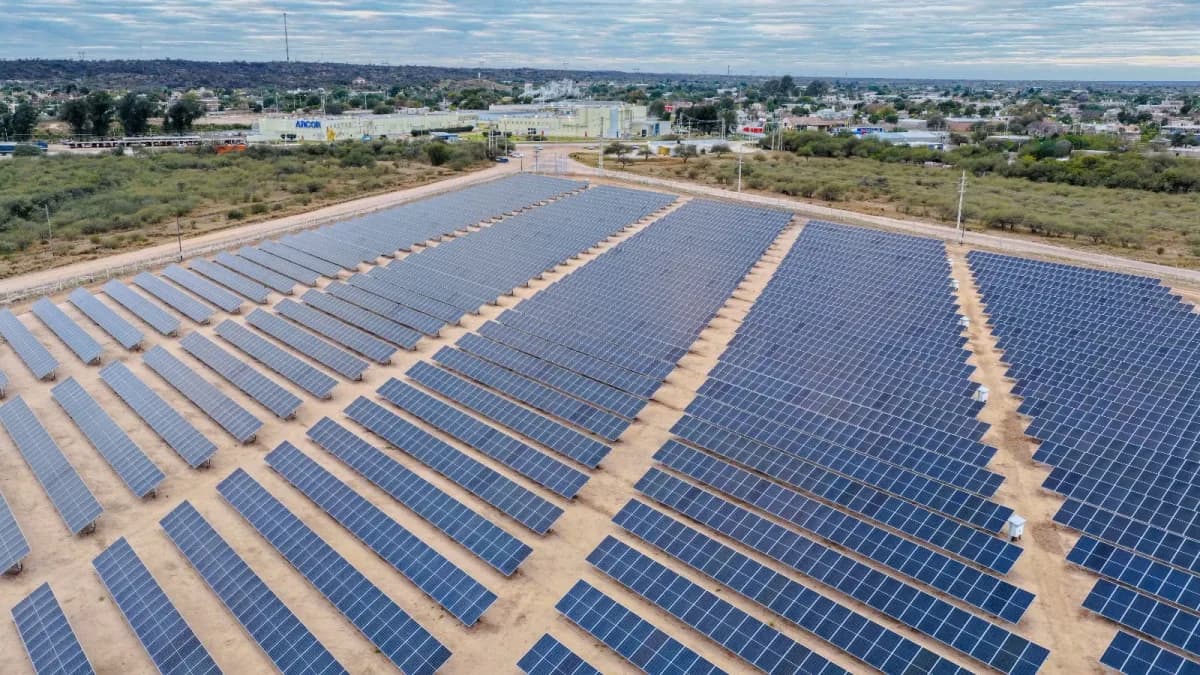Arcor inaugura parque solar en Catamarca
