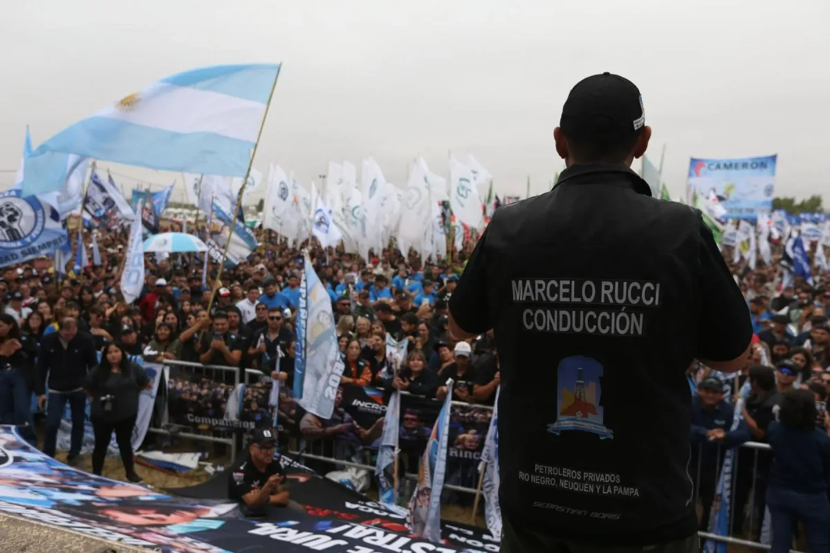 Acuerdo de productividad petrolera en Vaca Muerta