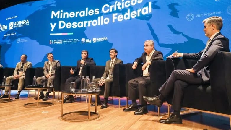 Orrego expuso cartera de US$ 30.000 millones en cobre