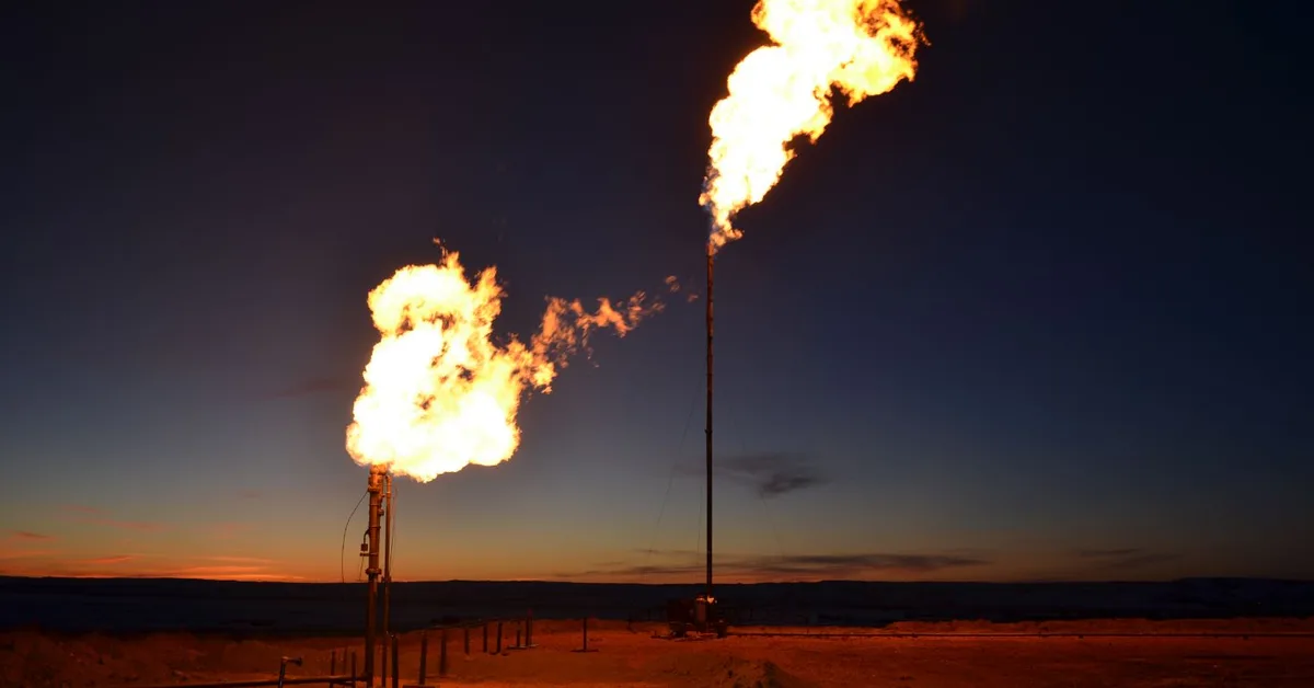 Quema global de gas sube a 167 bcm en 2025