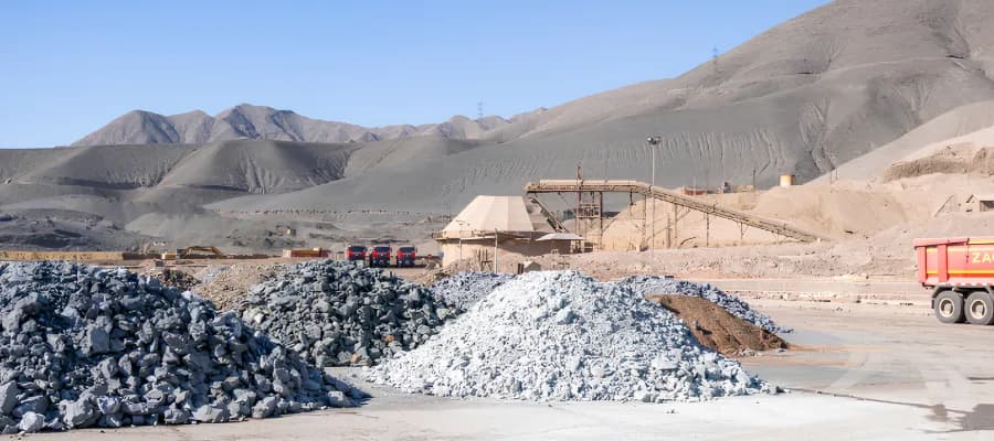 ENAMI reactiva compra de minerales en Atacama